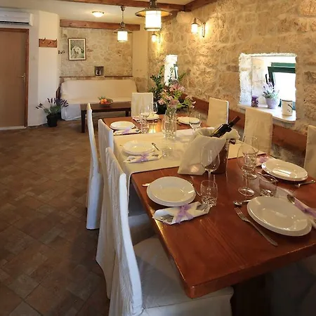 Bepo I Ivo * Макарська