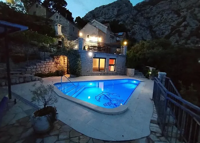 Bepo I Ivo Villa Makarska